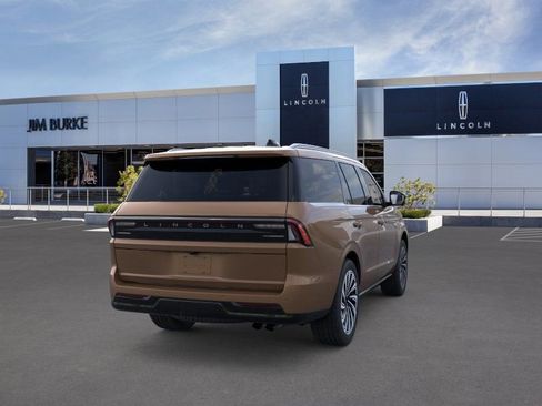 New 2026 Lincoln Navigator Black Label AWD/4WD image 8