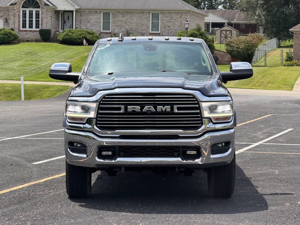 Used 2019 RAM 3500 Laramie AWD/4WD image 2