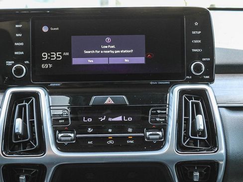 Used 2021 Kia Sorento SX Prestige AWD/4WD image 14