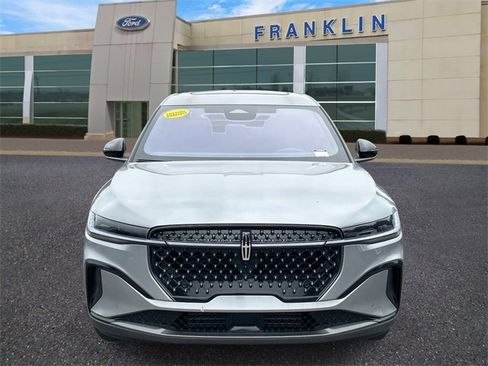 New 2025 Lincoln Nautilus Premier w/ Equipment Group 102A image 2