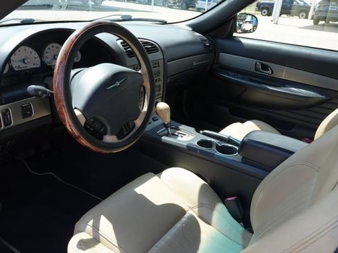 Used 2005 Ford Thunderbird RWD image 10
