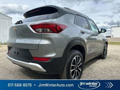 Used 2025 Chevrolet TrailBlazer LT AWD/4WD image 8