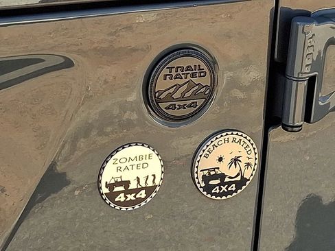 Used 2023 Jeep Wrangler Sport S image 33