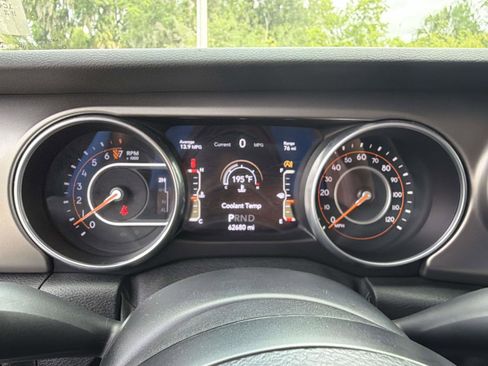 Used 2018 Jeep Wrangler Unlimited Sport S AWD/4WD image 26