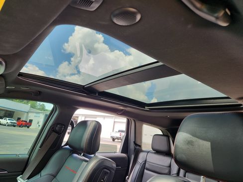 Used 2019 Jeep Grand Cherokee Trailhawk w/ Trailhawk Luxury Group image 42