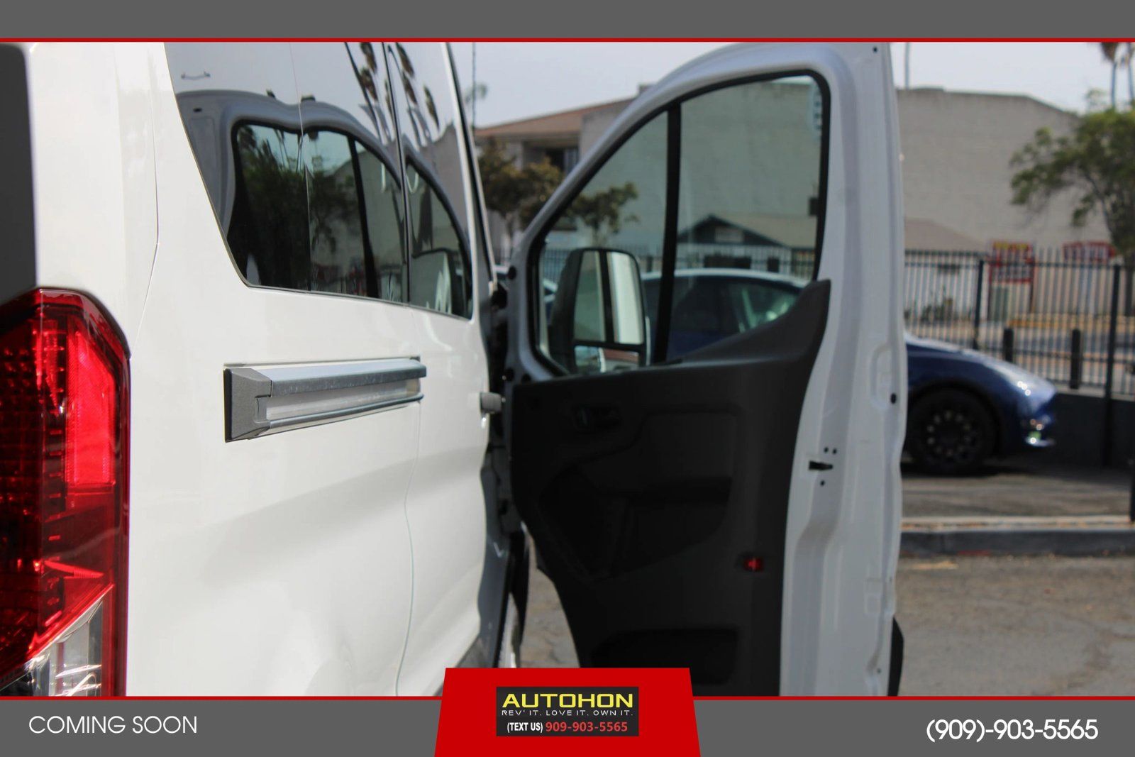 Used 2024 Ford Transit 350 XLT RWD image 17