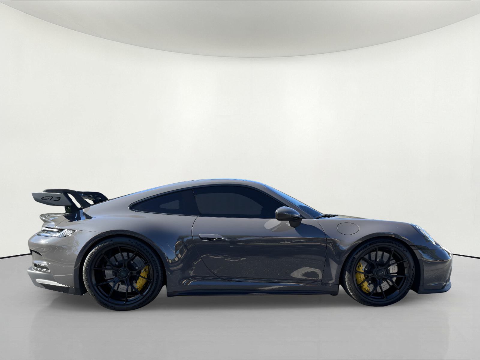 Certified 2022 Porsche 911 GT3 RWD image 7
