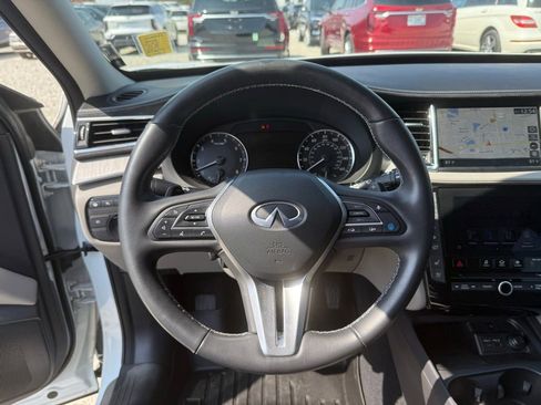 Used 2024 INFINITI QX50 Sensory image 20