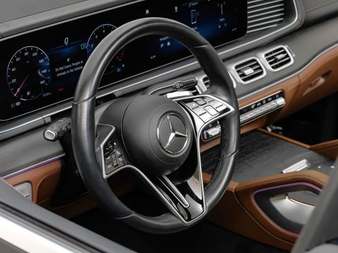 Used 2024 Mercedes-Benz GLE 350 4MATIC image 20