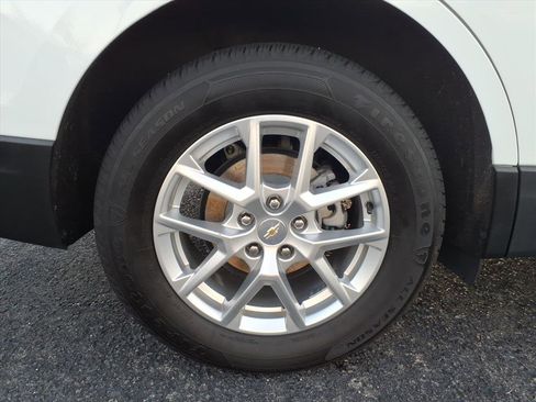 Certified 2022 Chevrolet Equinox LS w/ LS Convenience Package image 7