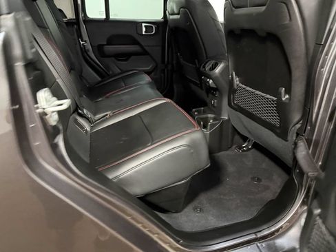 Used 2024 Jeep Gladiator Rubicon w/ Convenience Group AWD/4WD image 66