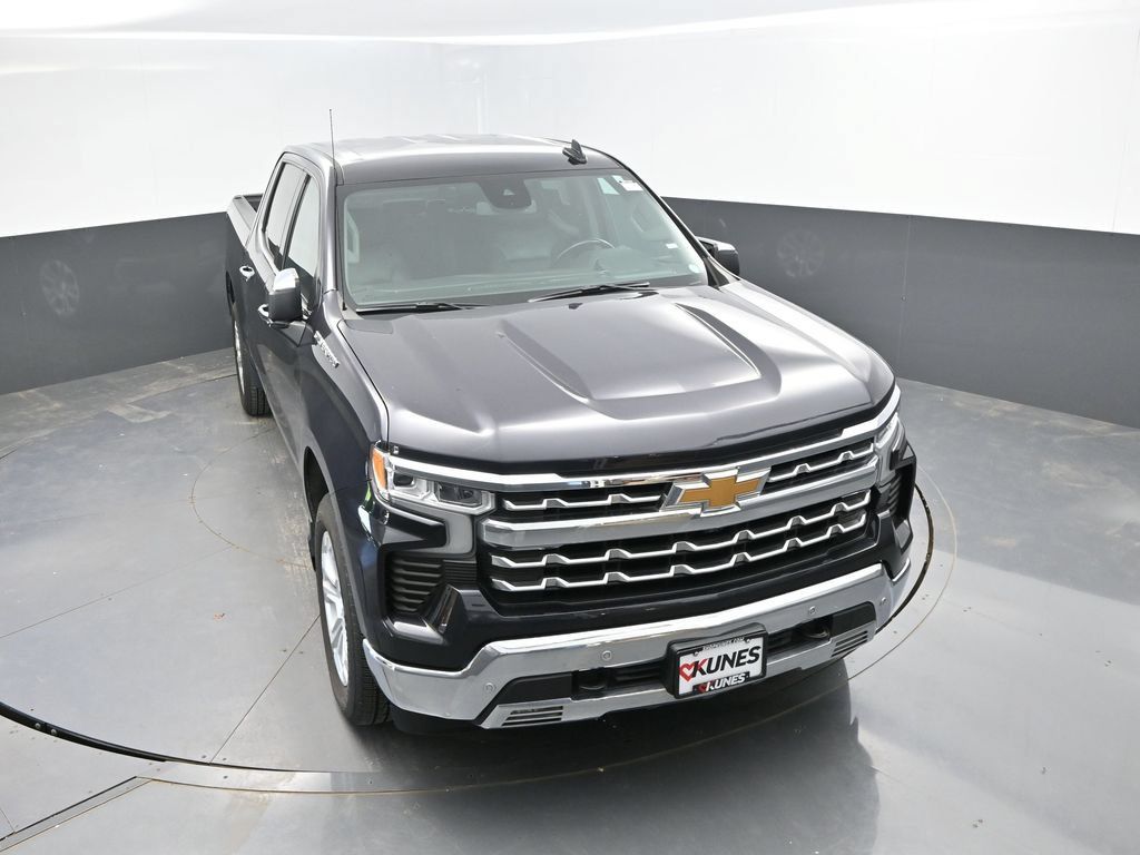Used 2023 Chevrolet Silverado 1500 LTZ AWD/4WD image 27