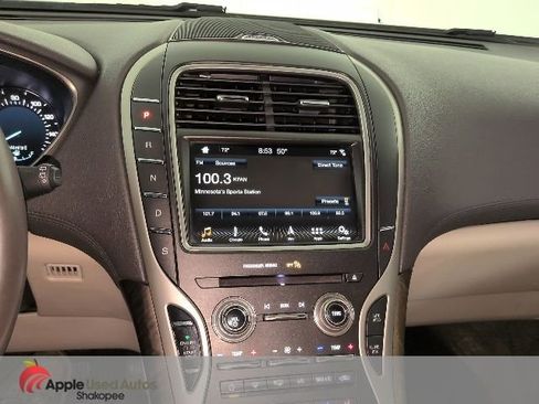 Used 2017 Lincoln MKX Reserve w/ Lincoln MKX Climate Package AWD/4WD image 23