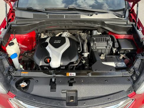 Used 2013 Hyundai Santa Fe Sport 2.0T FWD image 32