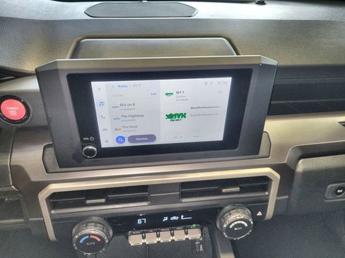 Certified 2025 Toyota Tacoma TRD Off-Road AWD/4WD image 16