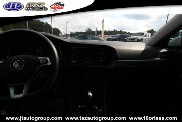 Used 2021 Volkswagen Jetta S w/ Driver Assistance Package FWD image 18