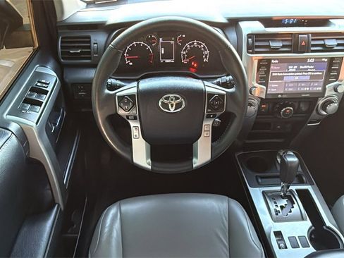 Used 2022 Toyota 4Runner SR5 image 18