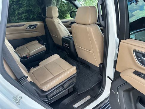 Used 2023 Chevrolet Tahoe Premier RWD image 26