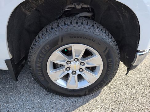 Used 2020 Chevrolet Silverado 1500 LTZ image 11