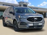 Used 2022 Ford Edge SE w/ Black Appearance Package image 2