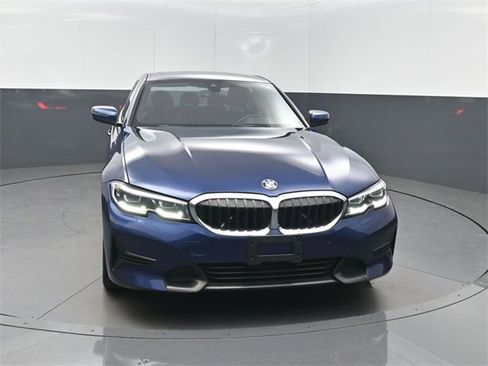 Used 2020 BMW 330i Sedan w/ Convenience Package image 38