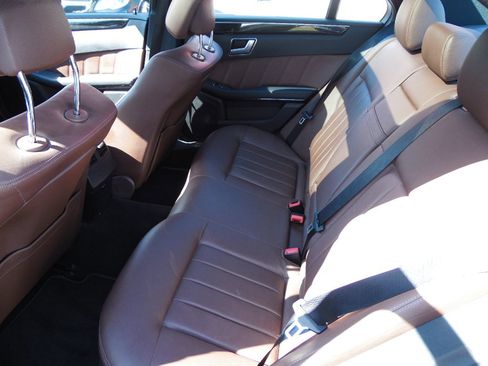 Used 2011 Mercedes-Benz E 350 Sedan image 5