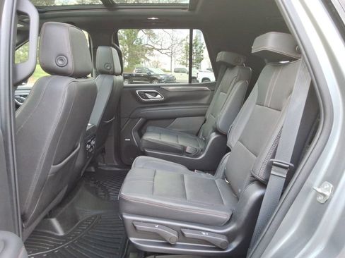 Used 2022 Chevrolet Tahoe RST w/ Sport Performance Package AWD/4WD image 19