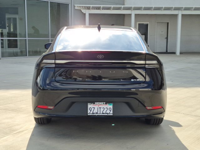 Used 2026 Toyota Prius Plug-In Hybrid FWD image 6