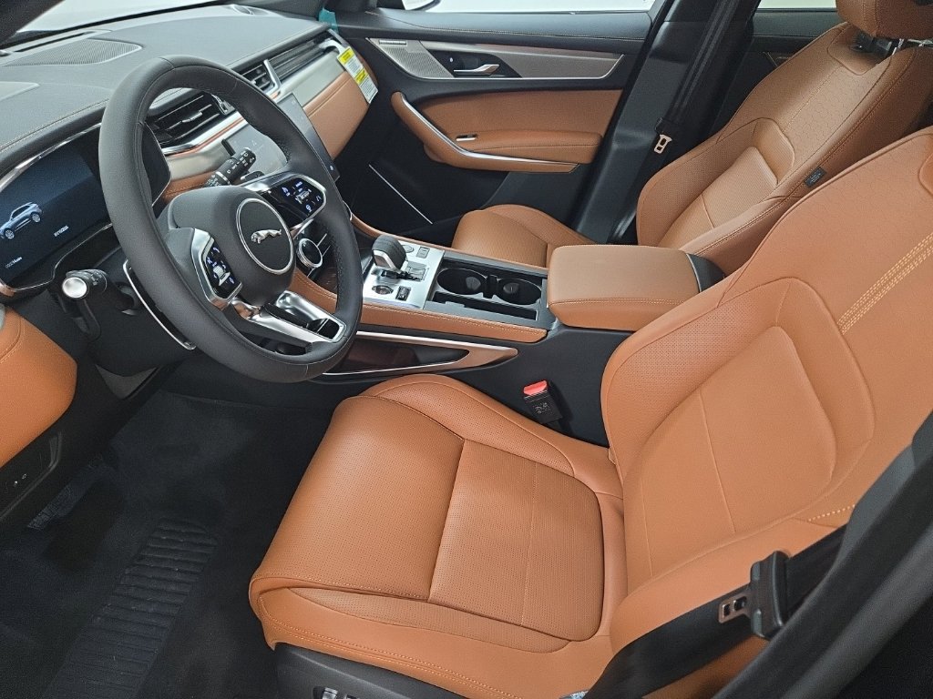 New 2026 Jaguar F-PACE R-Dynamic S AWD/4WD image 21