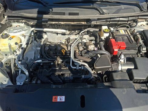 Used 2024 Mitsubishi Outlander SE image 31