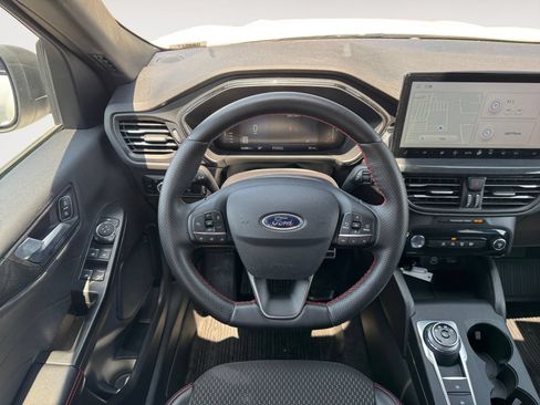 Certified 2024 Ford Escape ST-Line w/ Tech Pack #1 AWD/4WD image 12