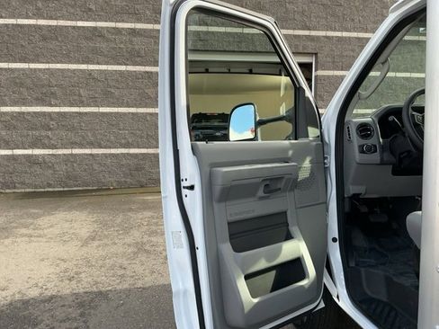 New 2026 Ford E-350 and Econoline 350 Super Duty w/ Power Equipment Group image 11