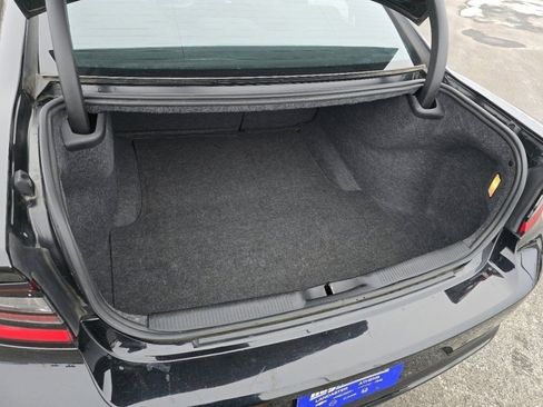 Used 2022 Dodge Charger SXT image 13