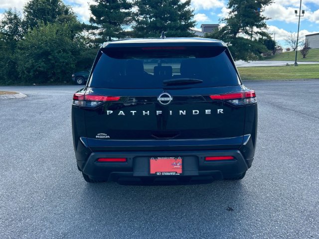 Certified 2024 Nissan Pathfinder S FWD image 4