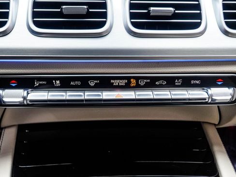Used 2025 Mercedes-Benz GLE 350 4MATIC image 23