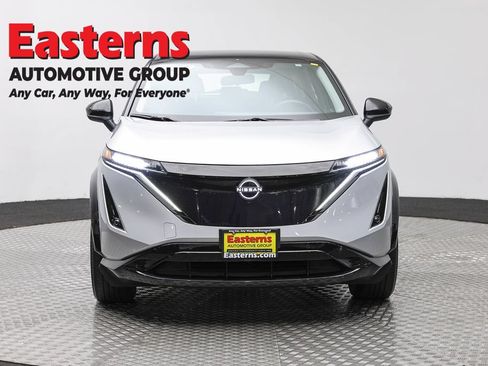 Used 2023 Nissan Ariya FWD image 2