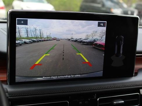 Used 2023 Lincoln Nautilus Reserve AWD/4WD image 24