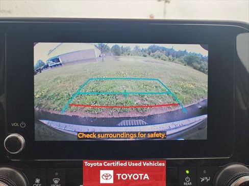 Certified 2024 Toyota Highlander LE AWD/4WD image 19