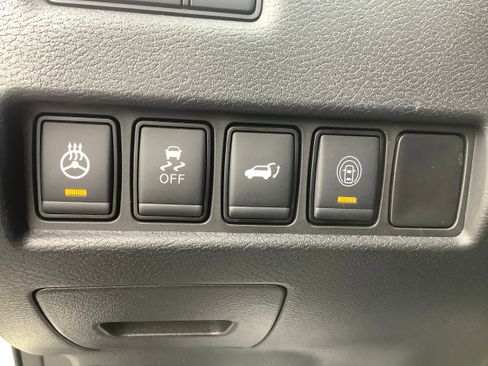 Used 2020 Nissan Murano SL w/ Moonroof Package AWD/4WD image 24