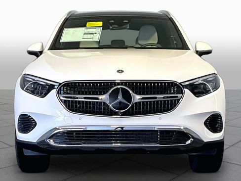 New 2027 Mercedes-Benz GLC 300 4MATIC image 2