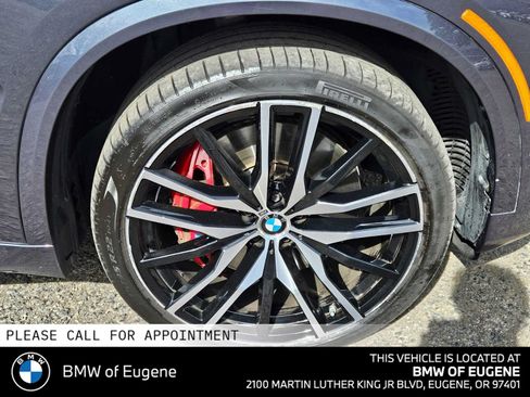 Used 2022 BMW X5 M50i w/ Premium Package AWD/4WD image 9
