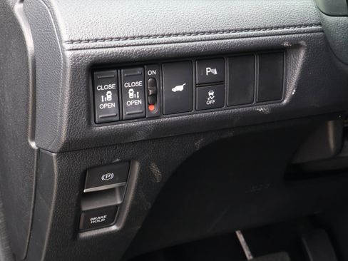 Used 2026 Honda Odyssey Touring image 24