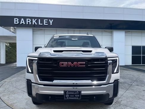 New 2025 GMC Sierra 2500 Pro w/ Convenience Package RWD image 2