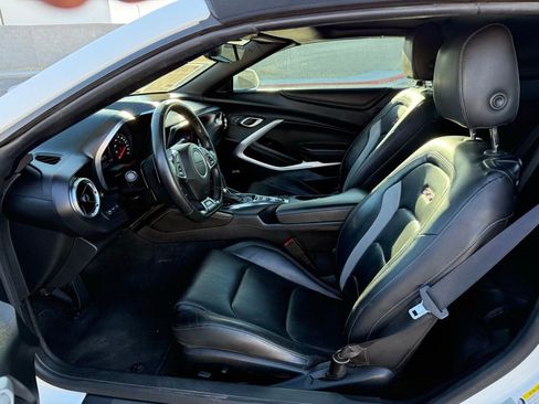 Used 2020 Chevrolet Camaro SS image 11