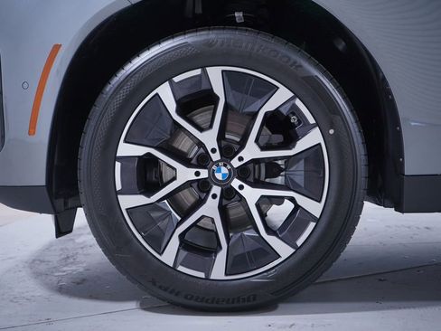 New 2026 BMW X3 xDrive30 w/ Convenience Package image 2