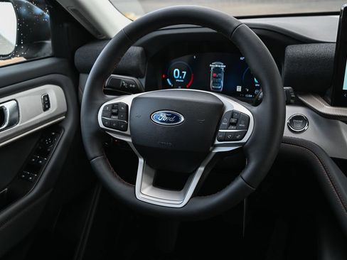 New 2026 Ford Explorer Active w/ Active Comfort Package AWD/4WD image 28