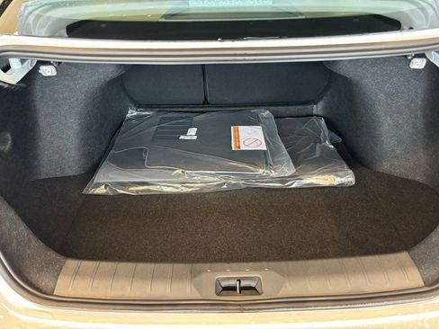 New 2026 Nissan Sentra SR w/ SR Premium Package FWD image 28