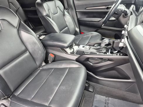 Used 2024 Kia Telluride S w/ S Sunroof Package AWD/4WD image 16