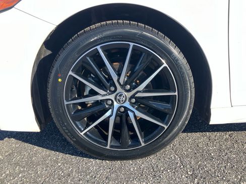 Used 2023 Toyota Camry SE image 30