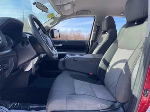 Used 2017 Toyota Tundra SR5 image 10